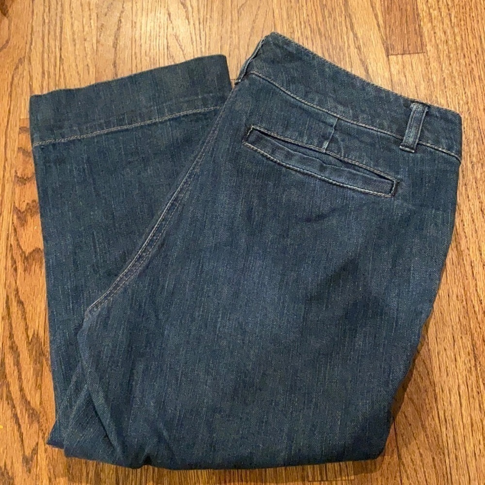 New York & Company Capris Size 8 - Picture 1 of 5